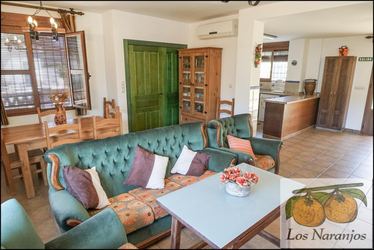 Hostal Y Apartamento Rural Los Naranjos Melegis Bagian luar foto